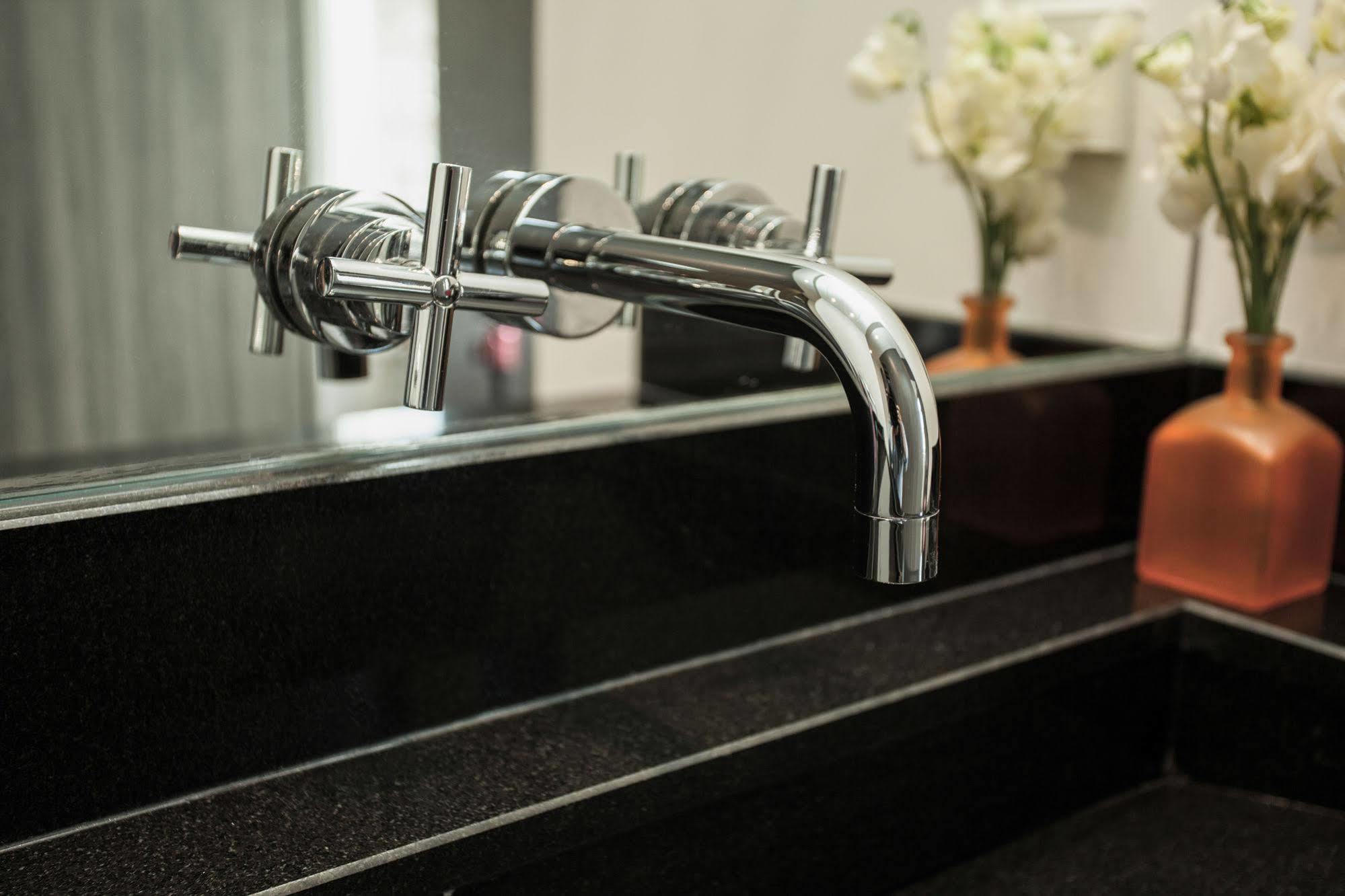 Stayci Serviced Apartments Denneweg กรุงเฮก ภายนอก รูปภาพ
