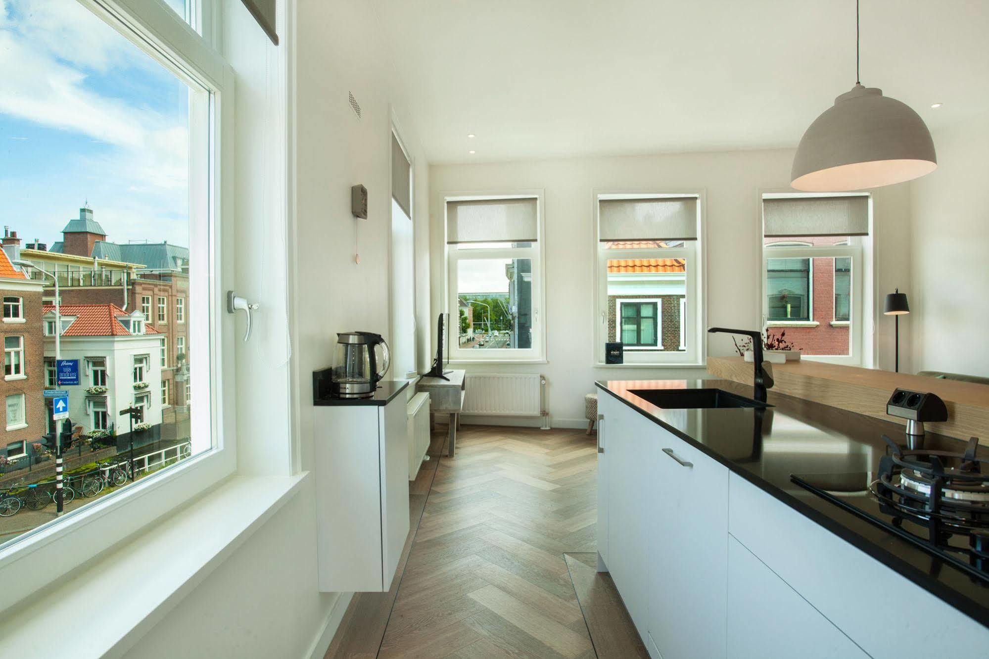Stayci Serviced Apartments Denneweg กรุงเฮก ภายนอก รูปภาพ